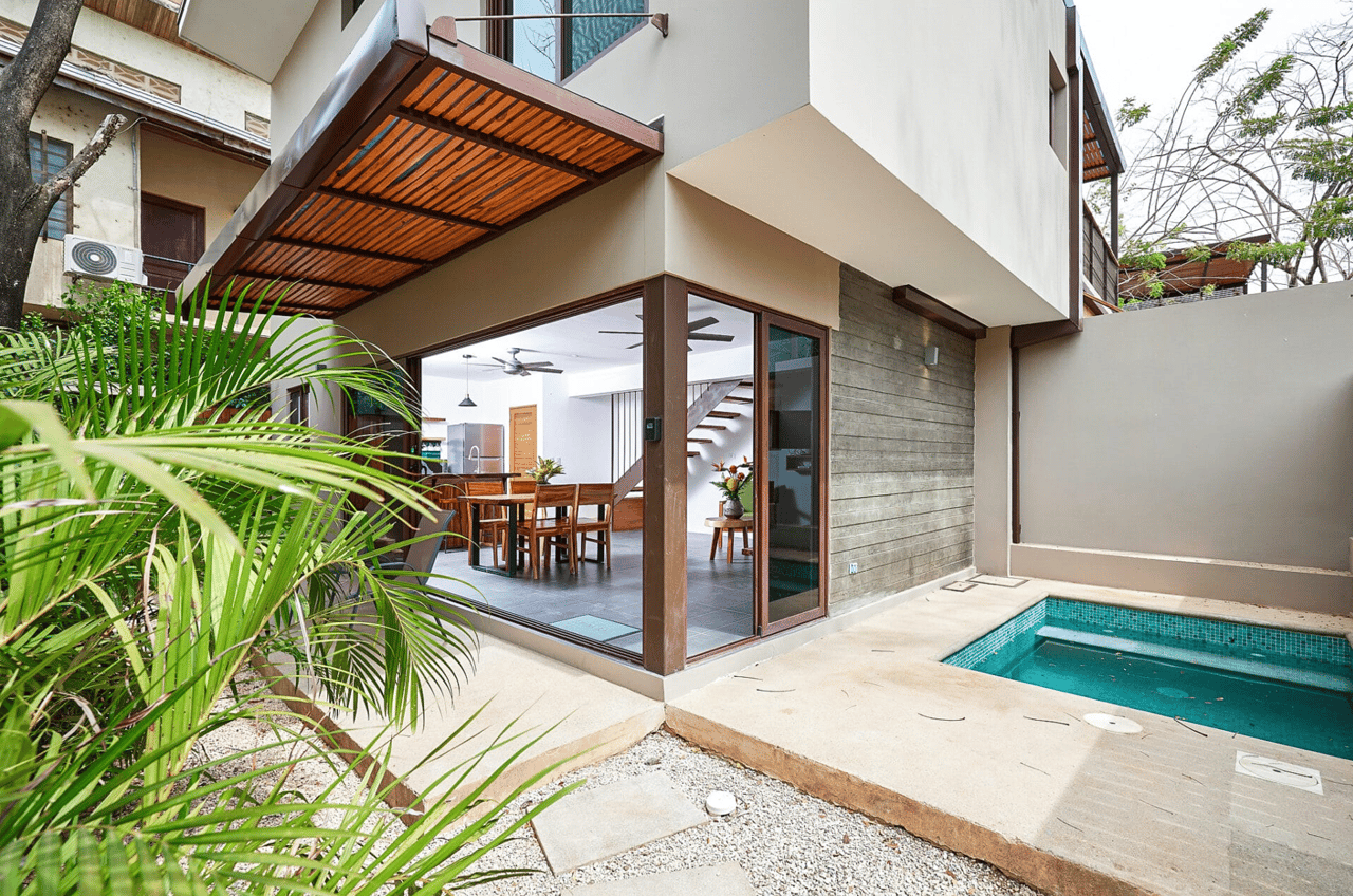 Green Turtle Townhomes - Tamarindo Investment Complex