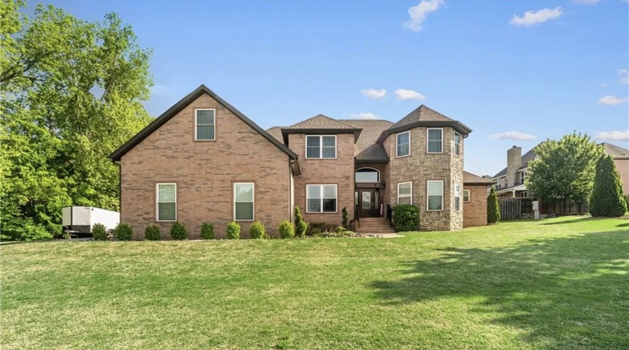 4367 W American Dr