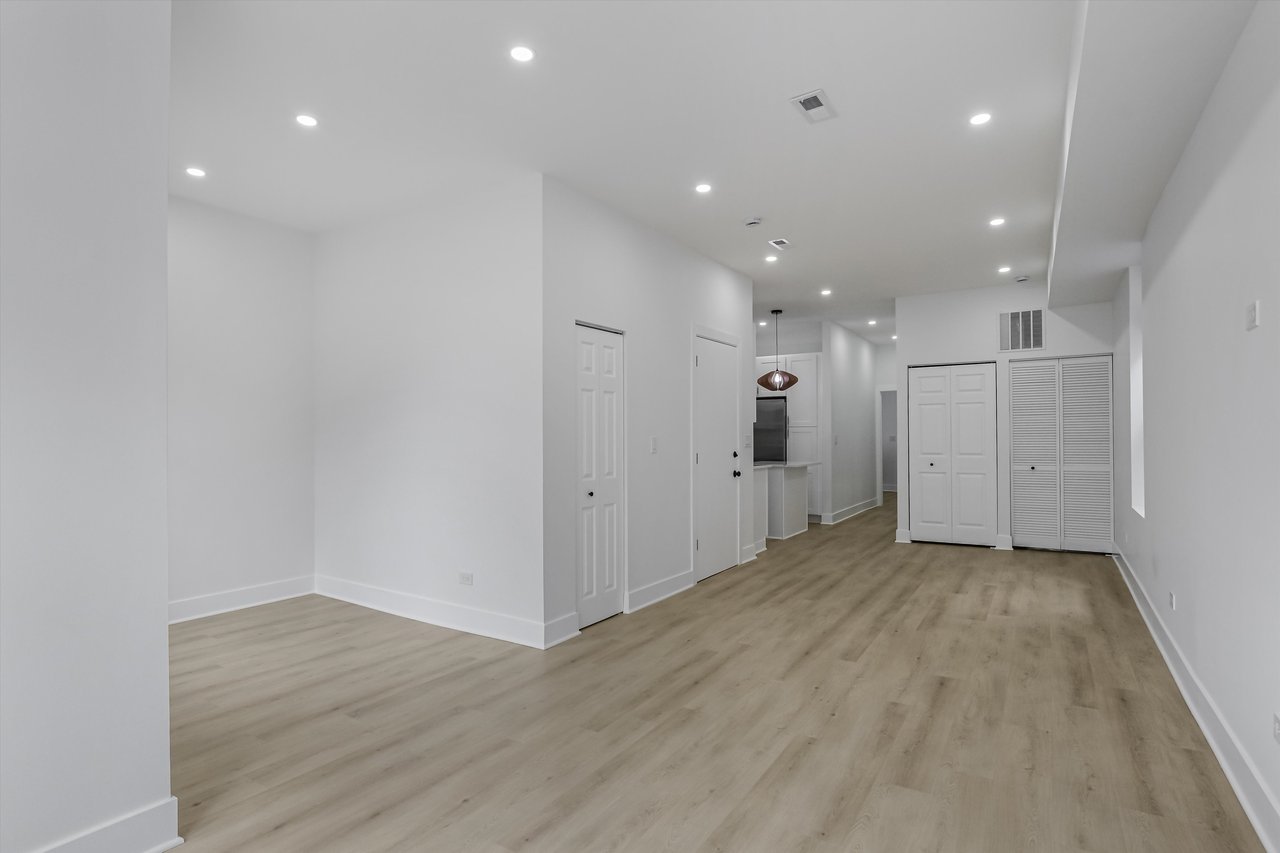 1114 n Wolcott 