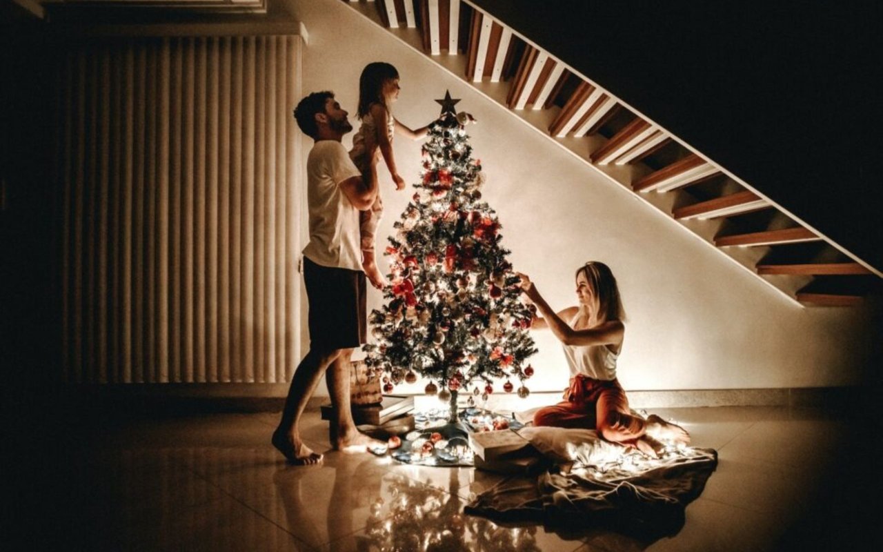 Have Fun at Home With These 9 Creative Quarantine Christmas Traditions