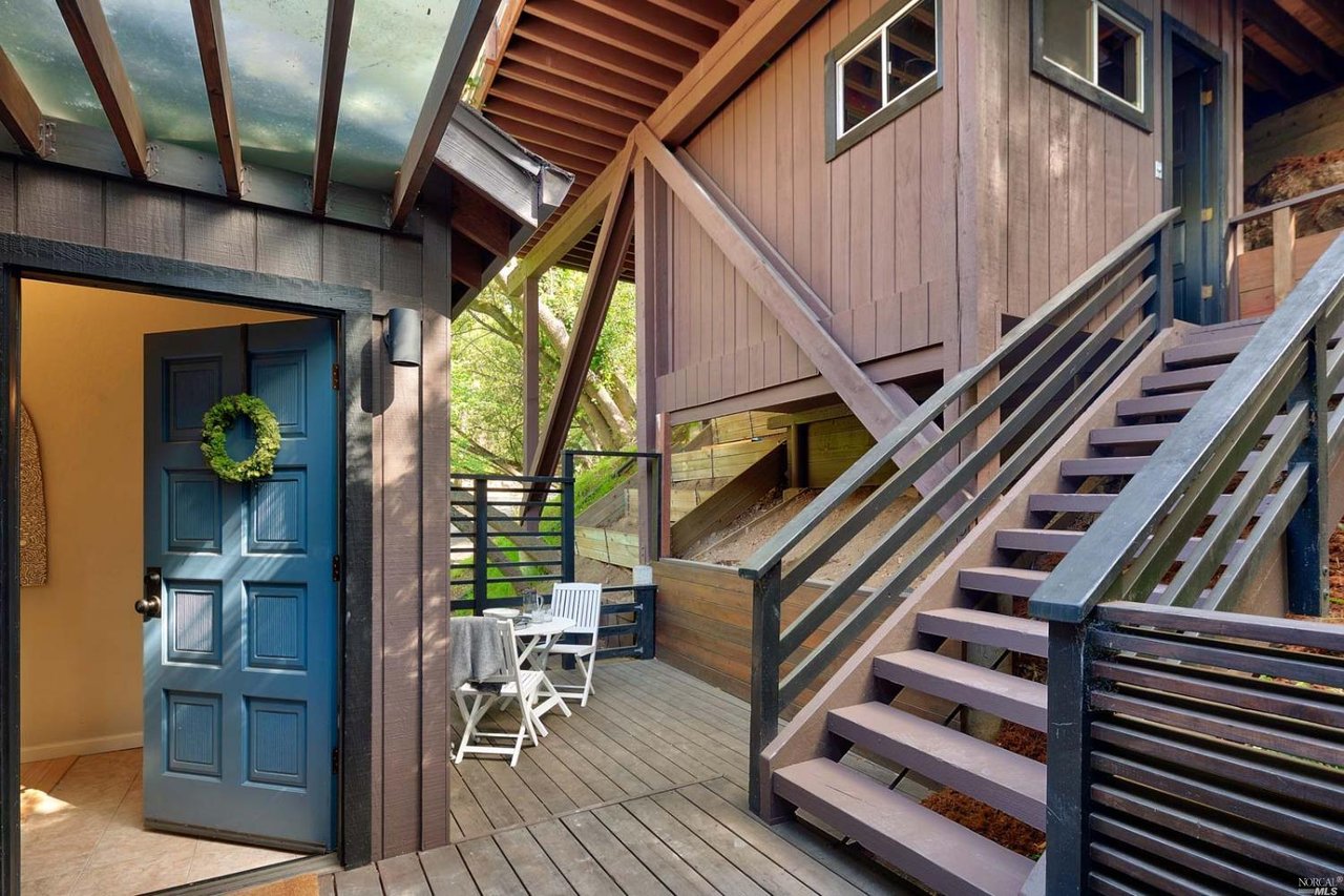 708 Cabin Dr