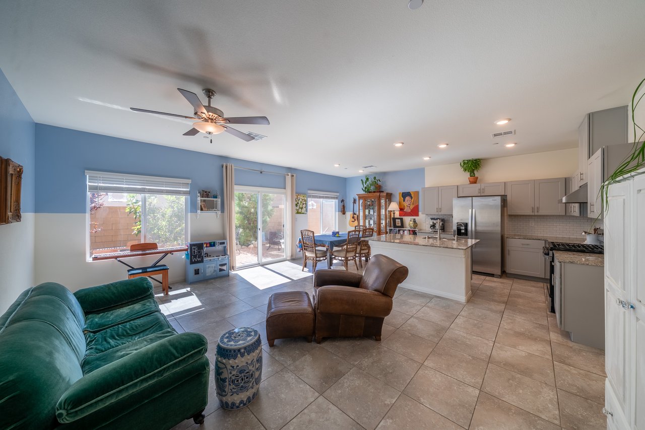 10983 Cambridge Lakes Ave