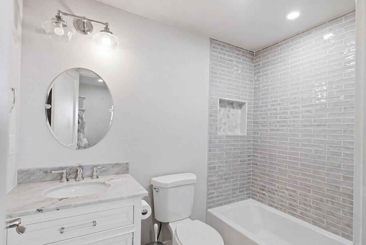 18 Phelps St #1 Salem, MA 