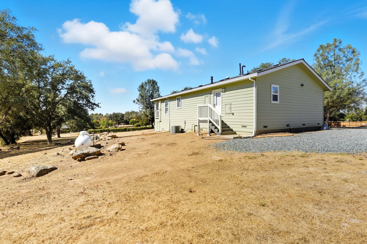 18400 Live Oak Court