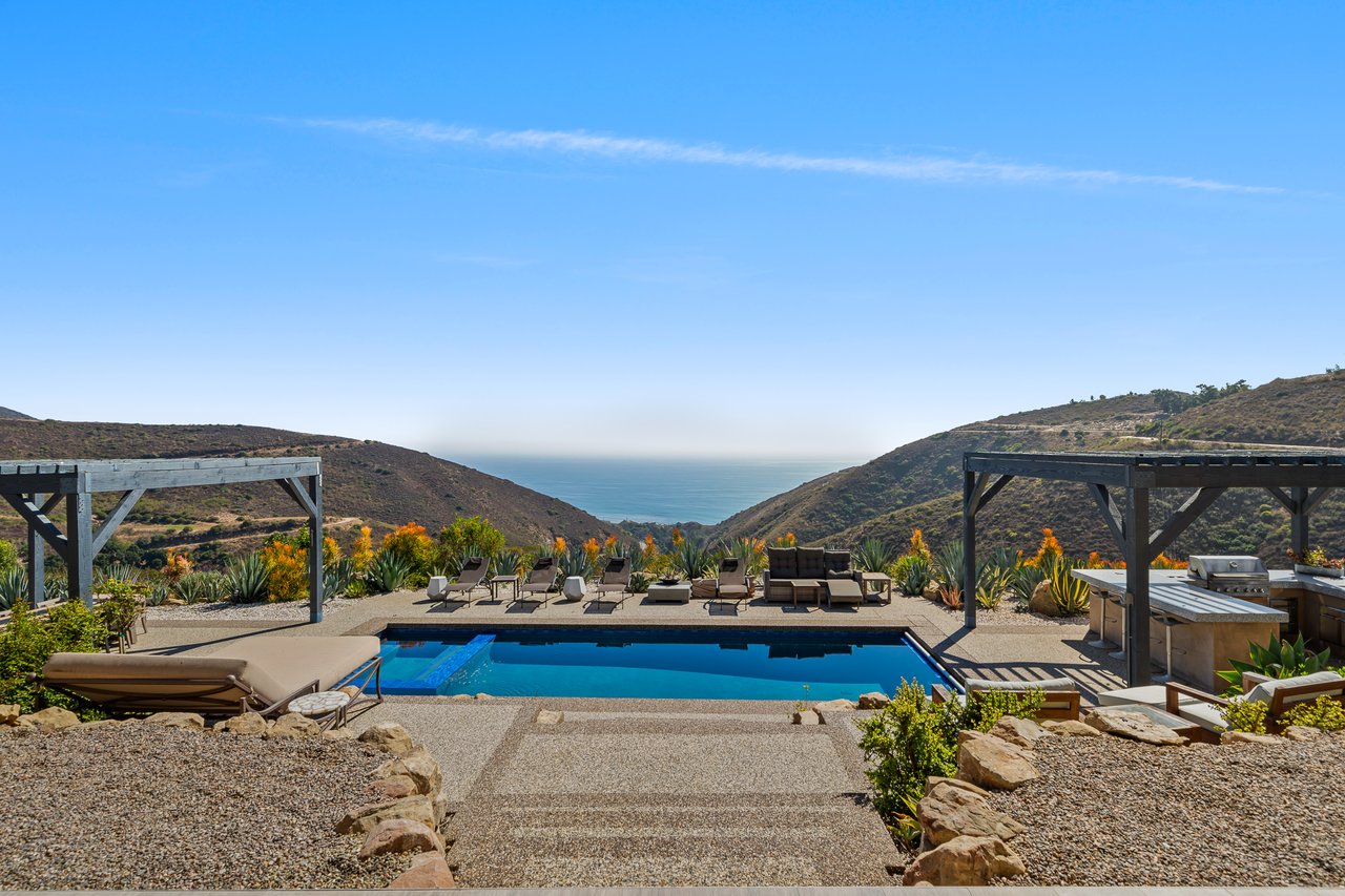 10715 Yerba Buena Rd