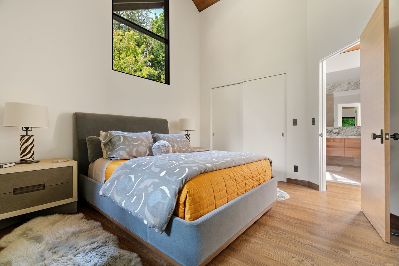 Architect Saul Zaik Designed Northwest Regional Modern Masterpiece 