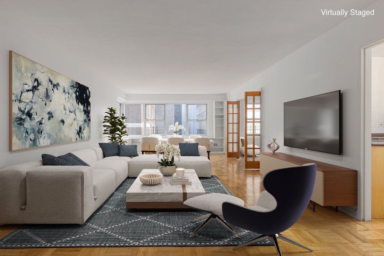 Oversized 1 bedroom, convertible 2 or home office!