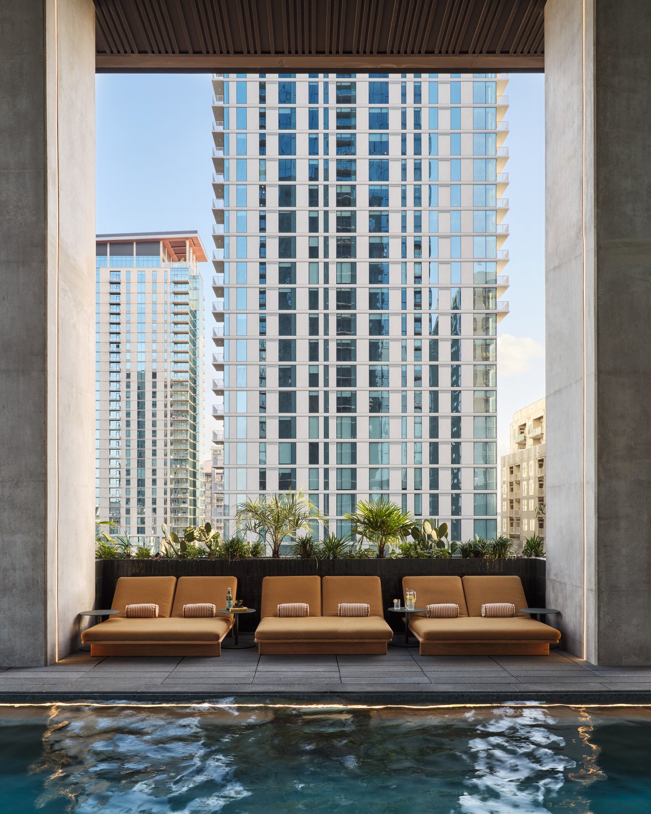 The Modern Penthouse 5502 North