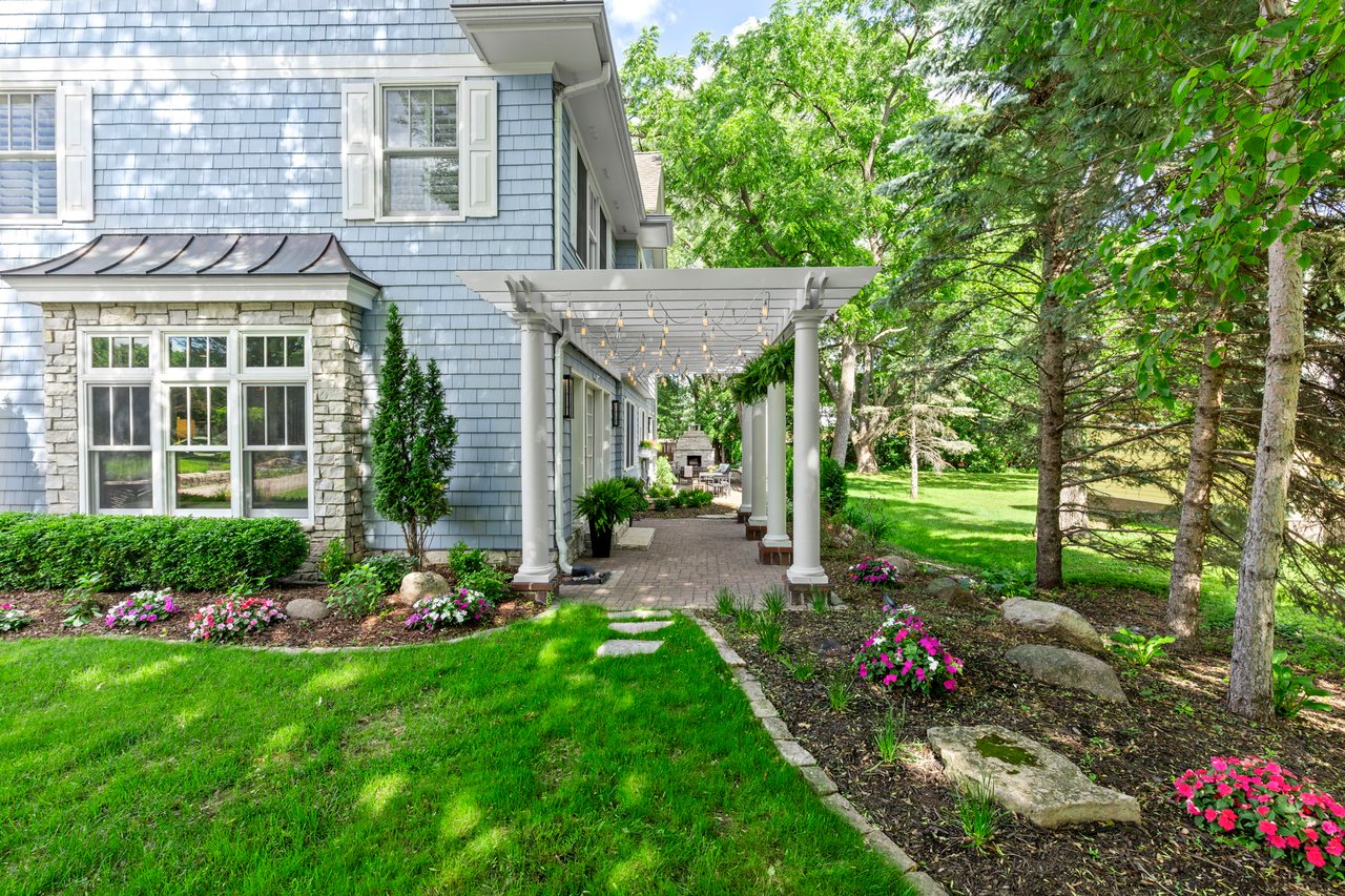 5229 Halifax Ave S, Edina