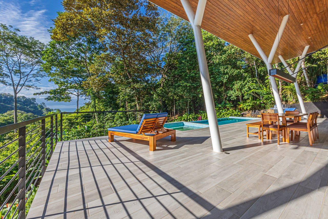 4 Bedroom Jungle Paradise with Ocean Views