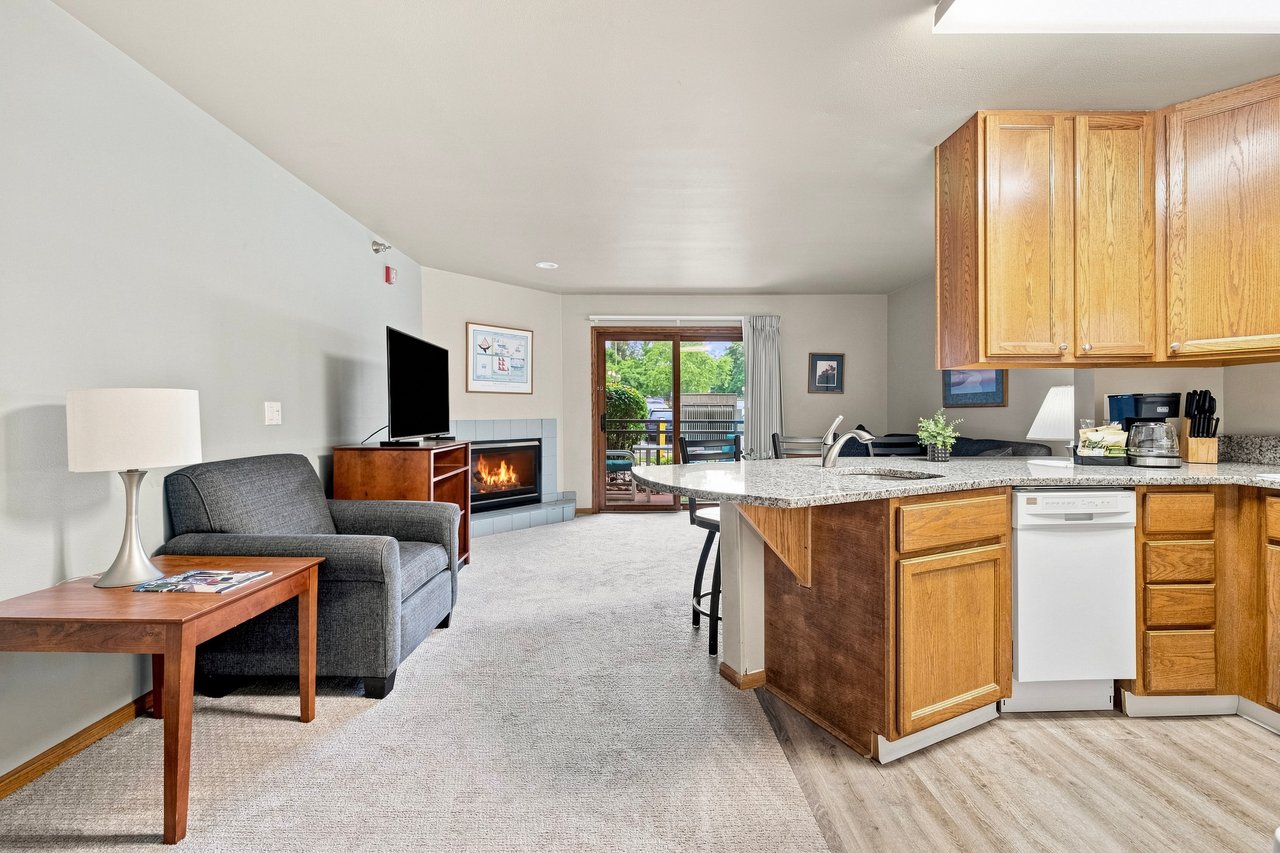 111 Center St. Unit 235 