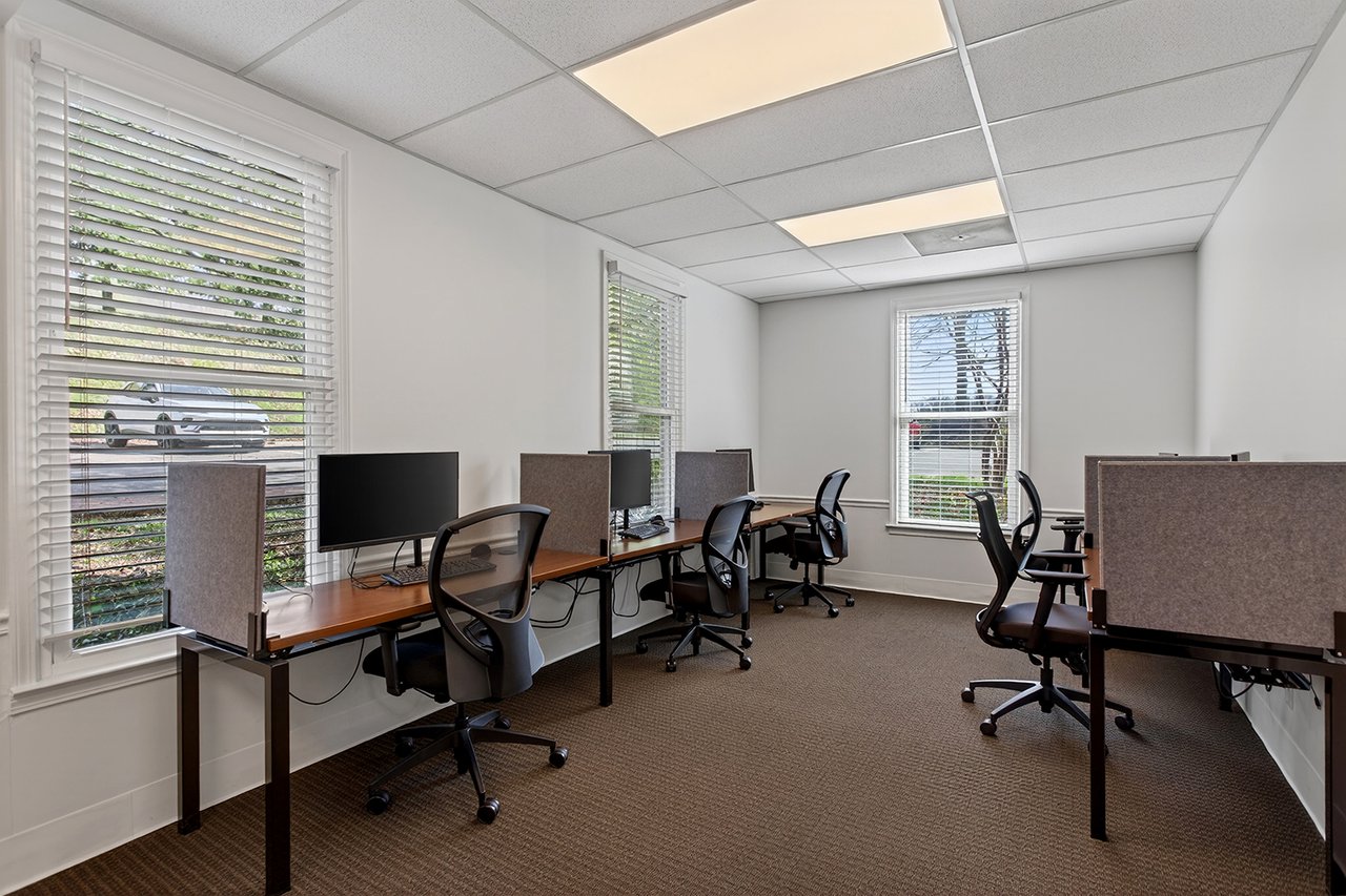 5034 Thoroughbred Lane