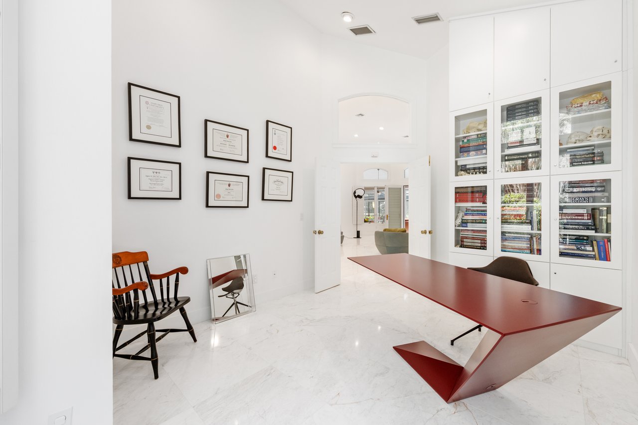 6709 SW 17th Terrace Rd