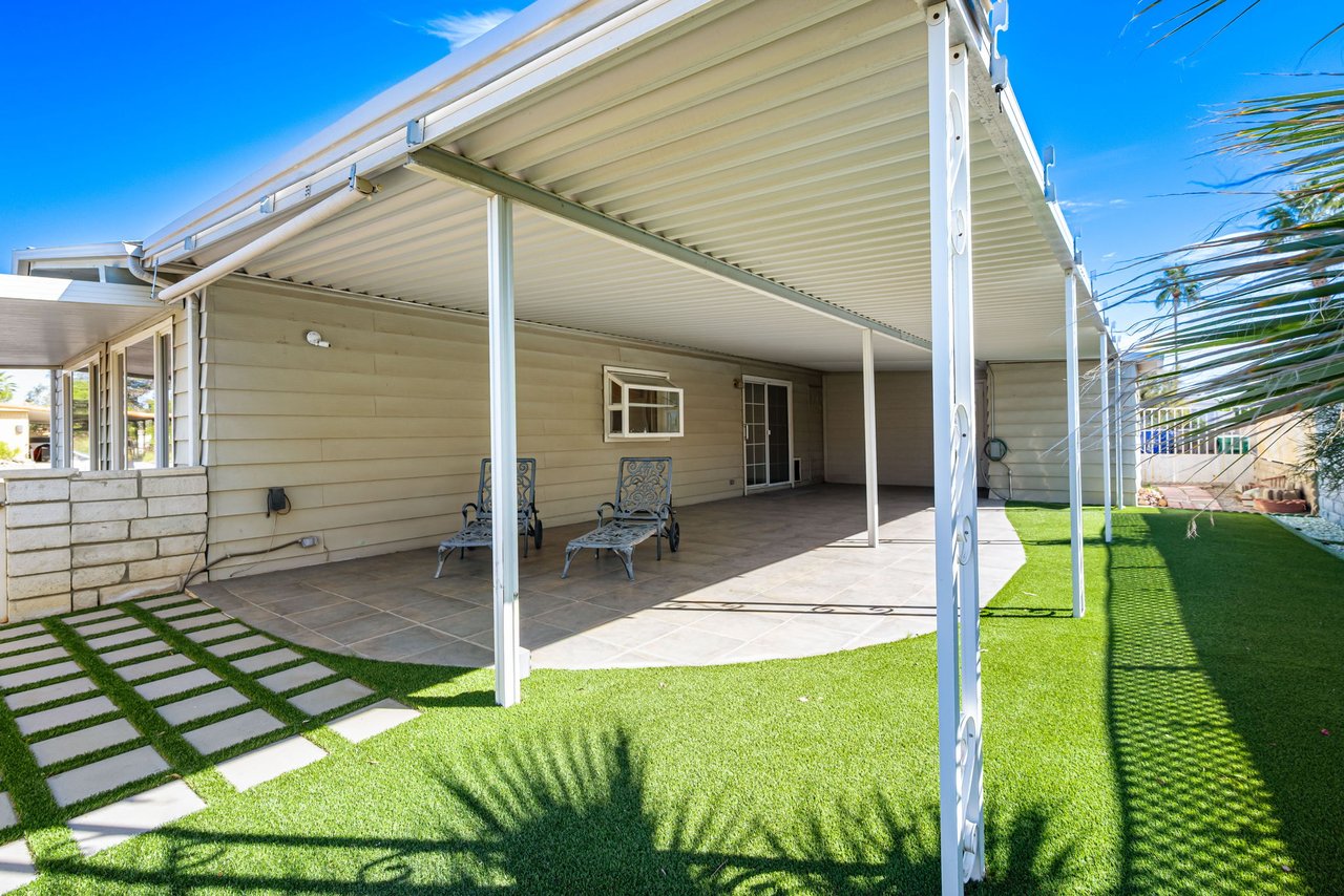 73257 Desert Greens Drive N