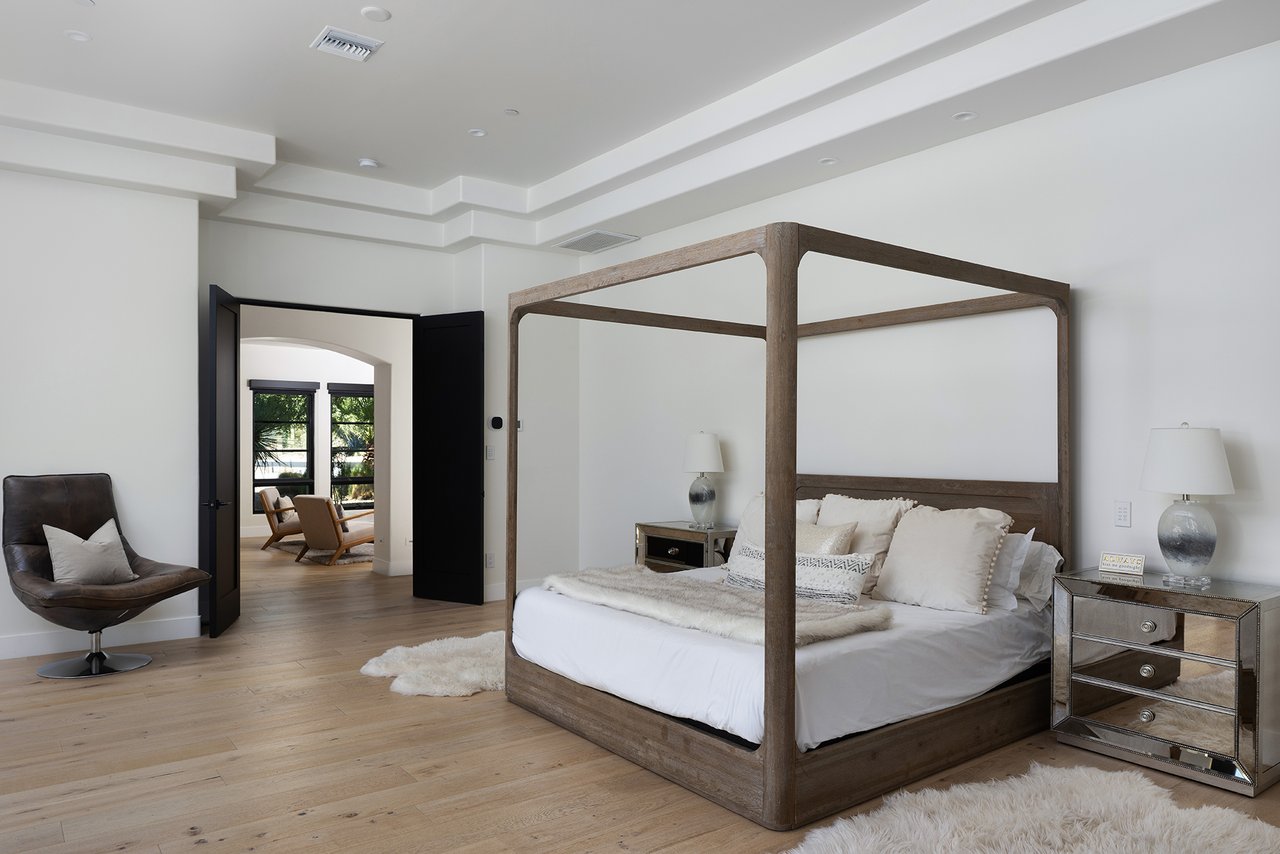 6718 E SAN JUAN Avenue