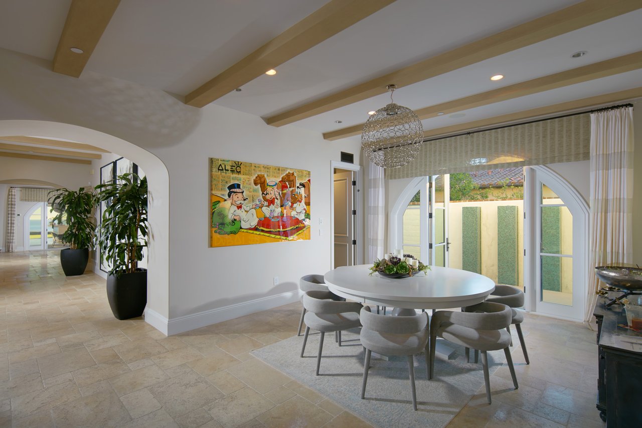 10 Shore Walk