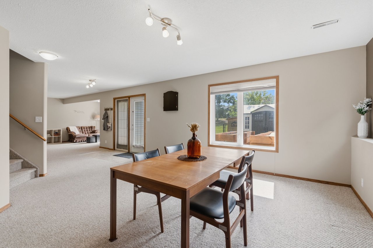 499 Highland Close