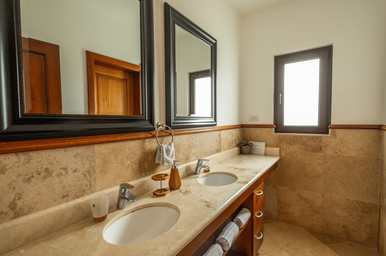 Pearl Ct., Villa 1105 