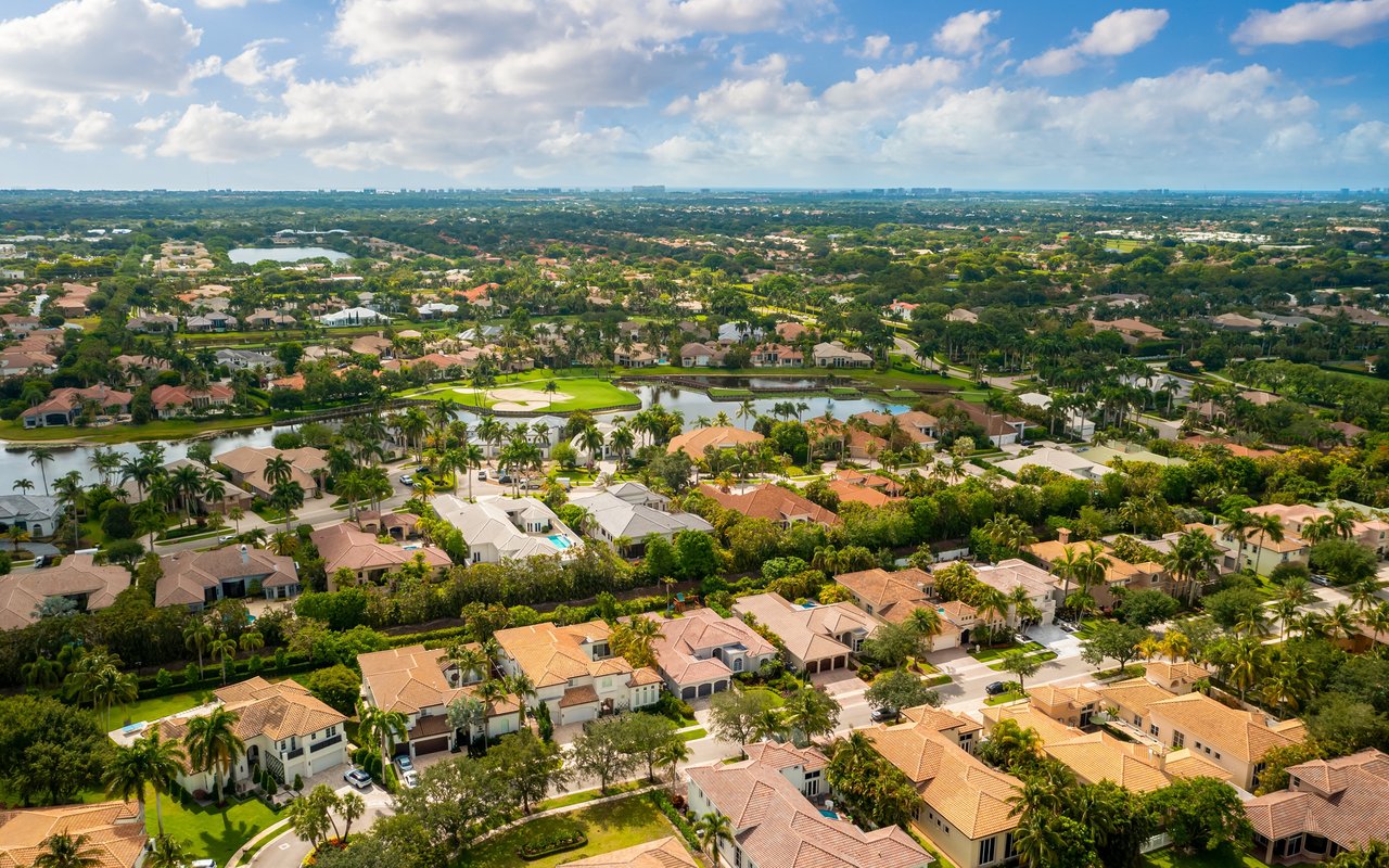 Crystal Pointe