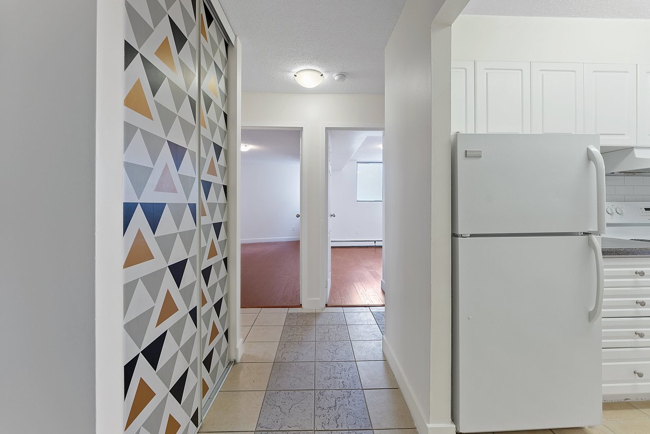 10330 Yonge Street W 707