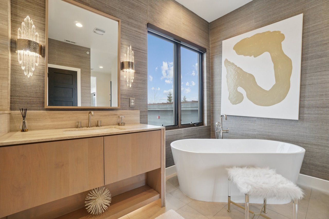 6768 Golden Bear Loop