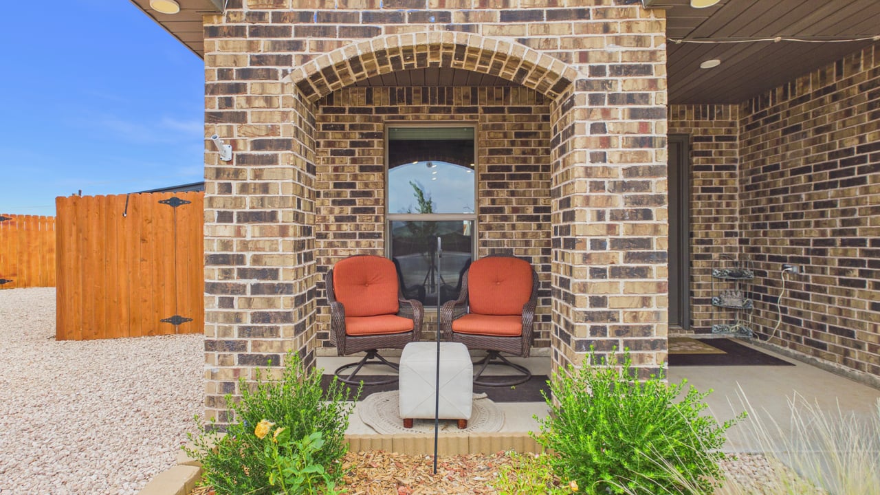 6108 Purtis Creek