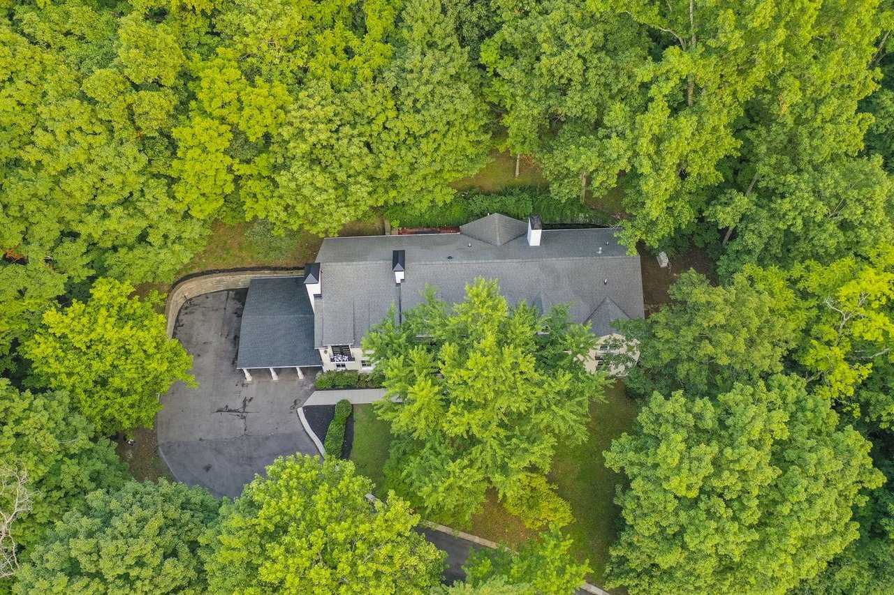 1101 Chateau Ln
