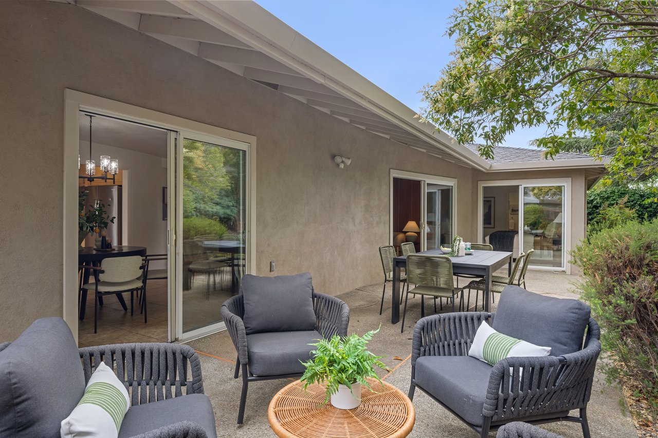Single-Level Living