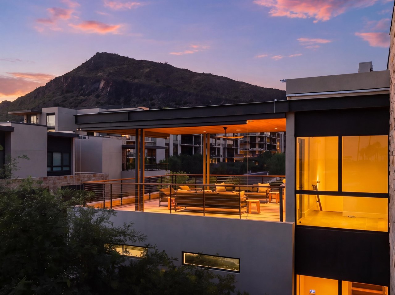 6311 E PHOENICIAN Boulevard 17