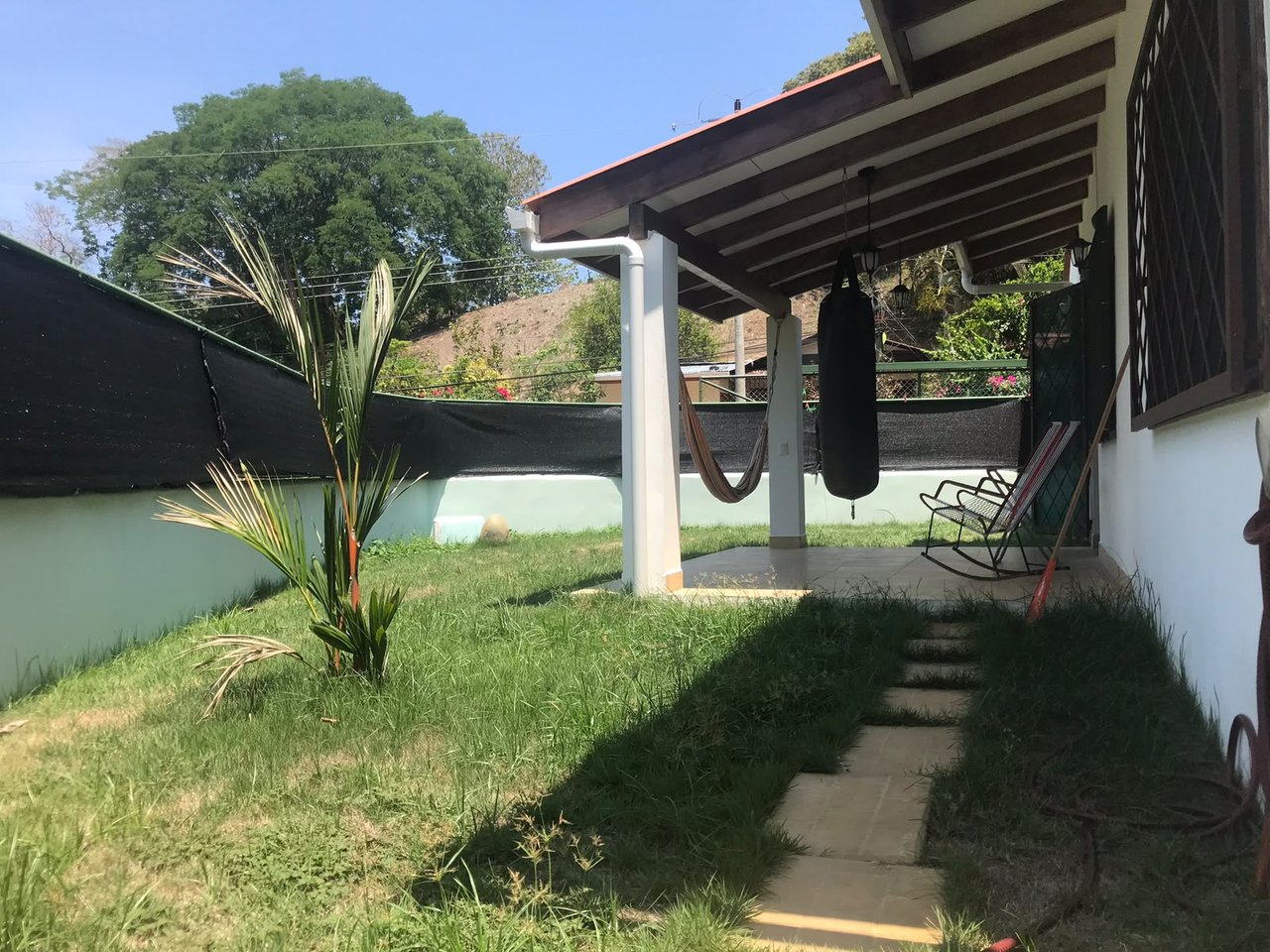 AFFORDABLE 2-BEDROOM HOME NEAR MARINA PEZ VELA & MANUEL ANTONIO | QUEPOS, COSTA RICA.