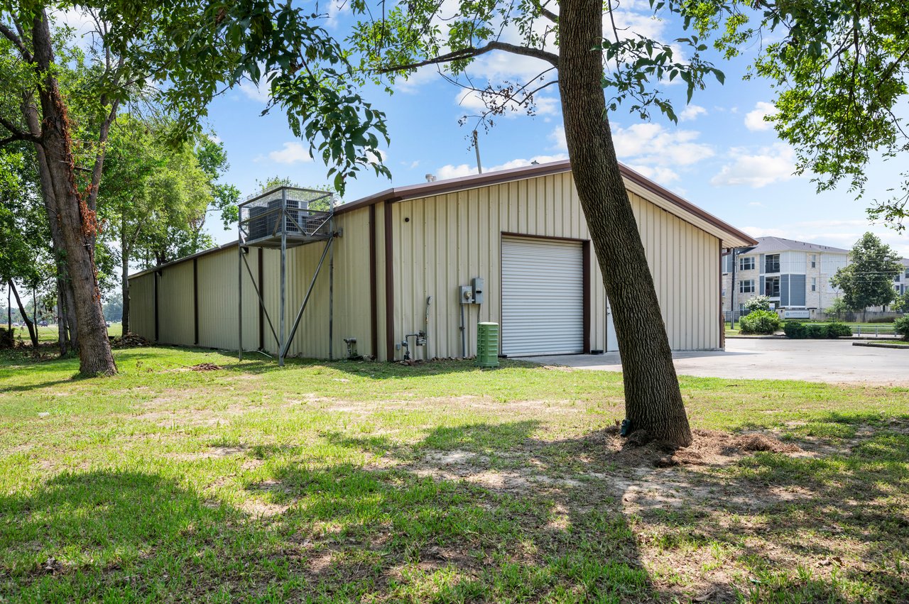 126 W Cedar Bayou Lynchburg Rd