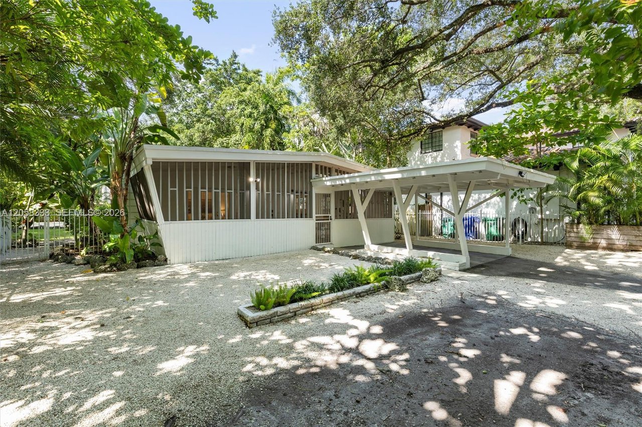 3700 Loquat Ave MIAMI, FL 33133-5618