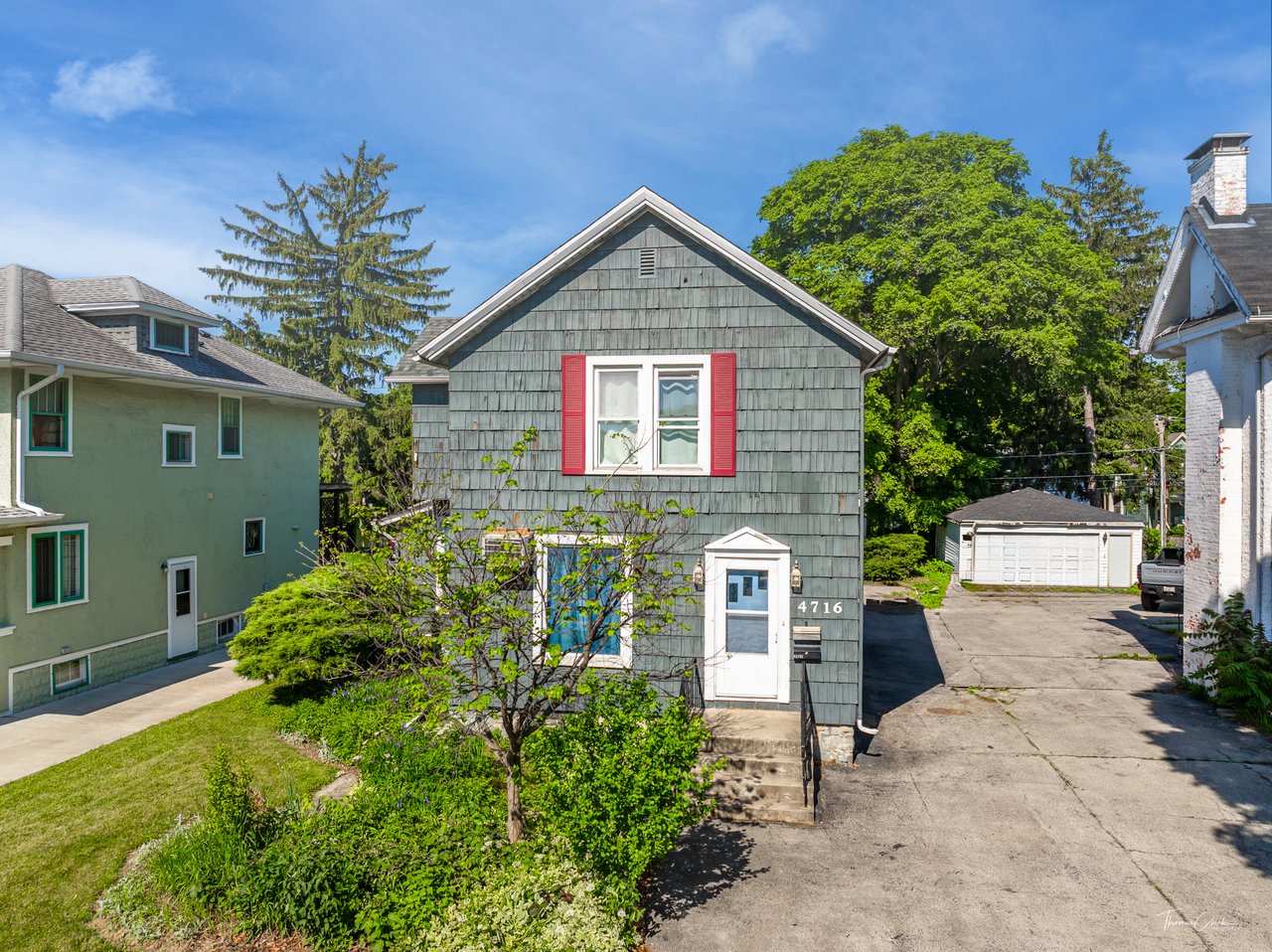 4716 Main St, Downers Grove