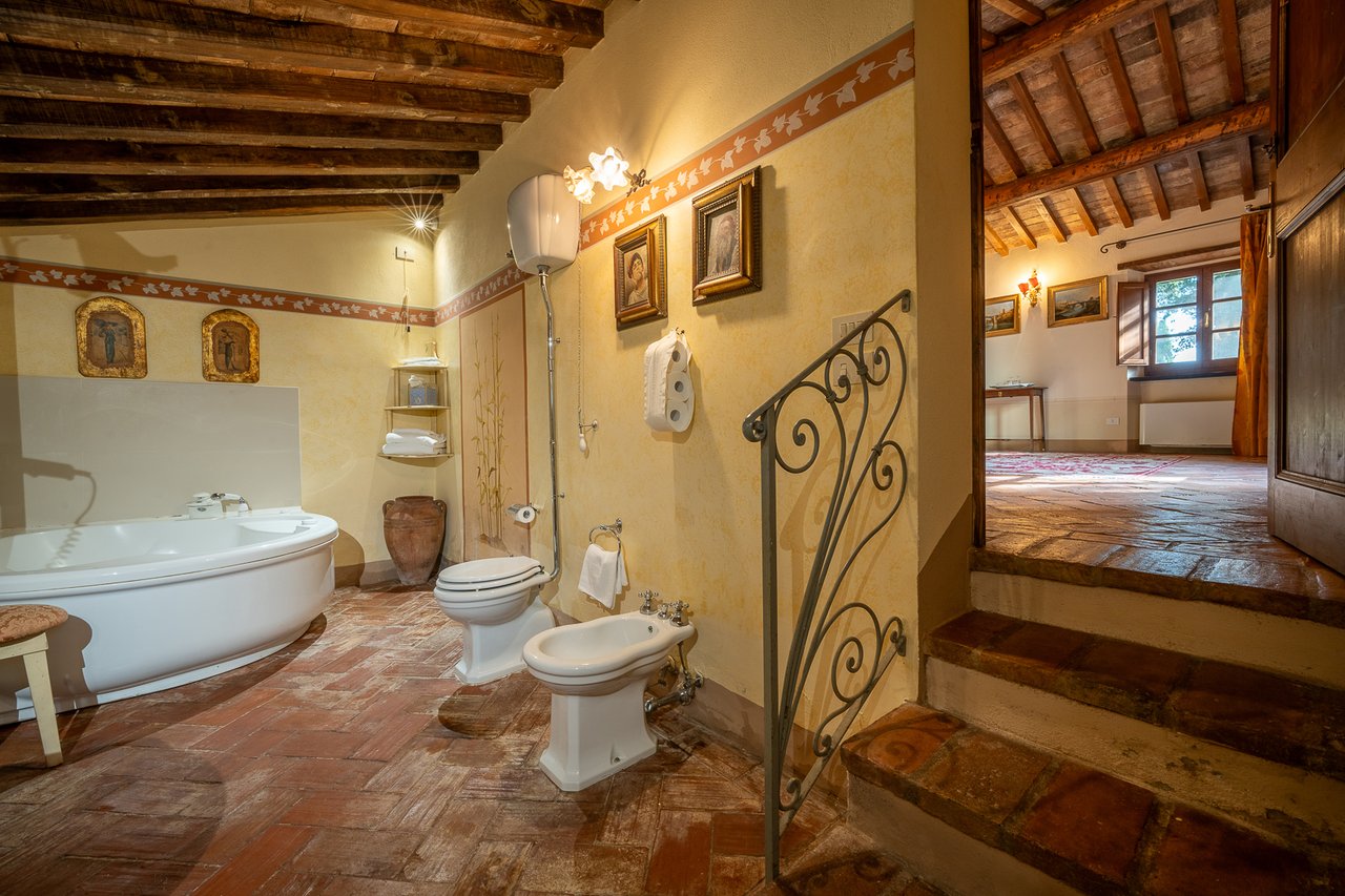 VILLA MECENATE