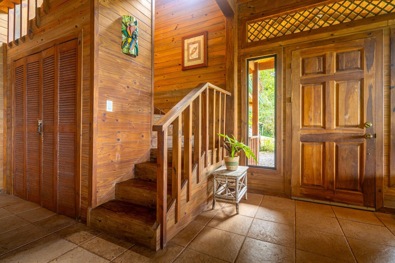 VILLA KRISTINA MARIA - 3.84 ACRES - PERLA DE BALLENA ESTATES