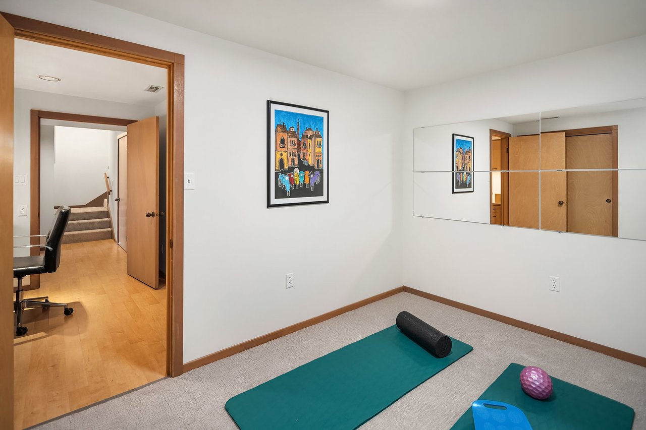 10245 Marine View Drive SW