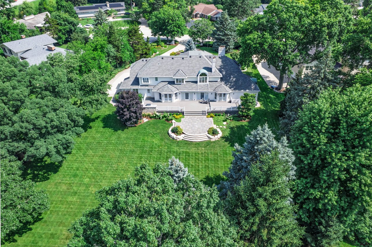 14 Olympia Ct, Oak Brook