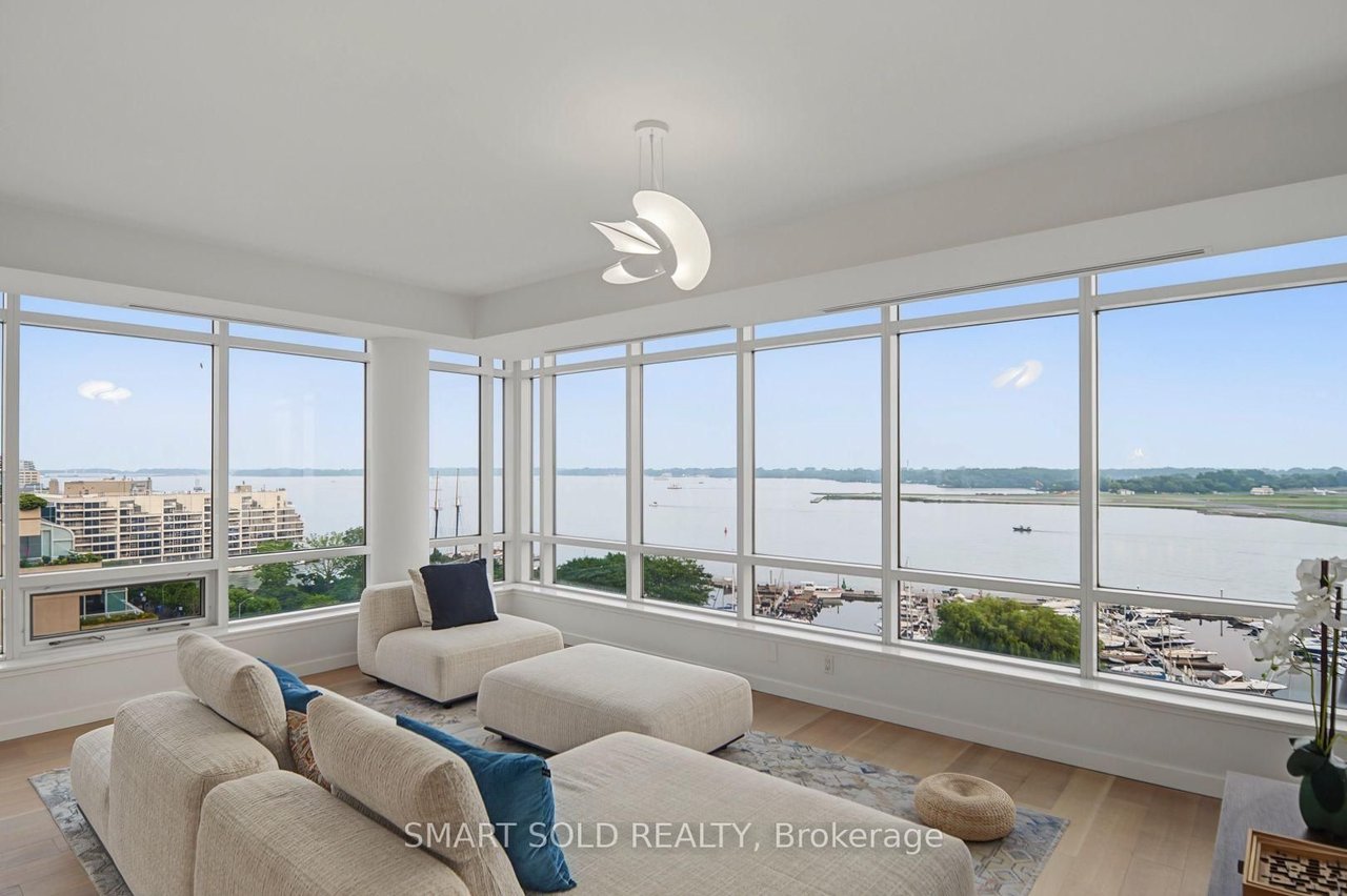 PRESTIGE AT 500 QUEENS QUAY WEST