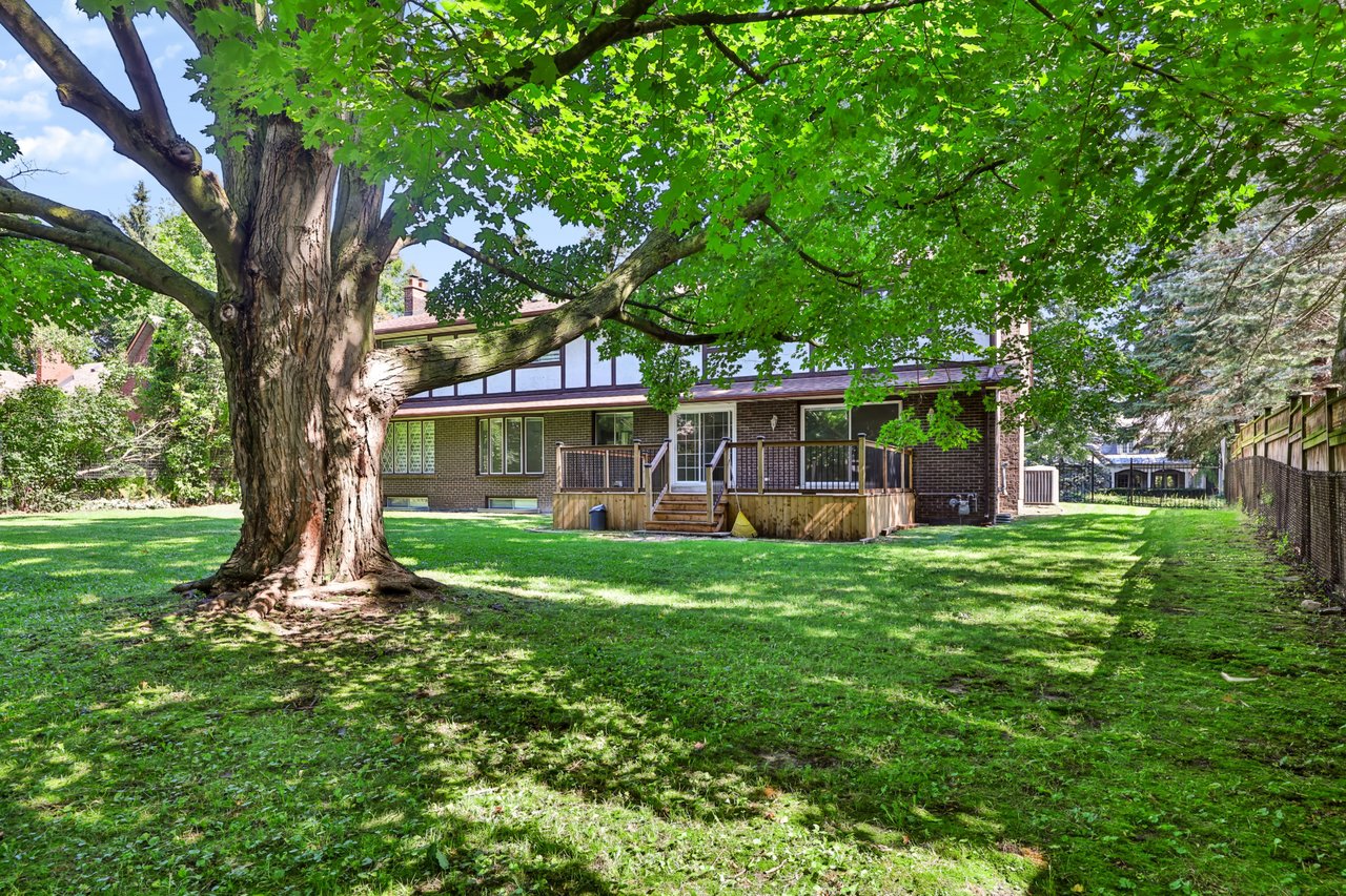 30 Birkbank Drive, Oakville