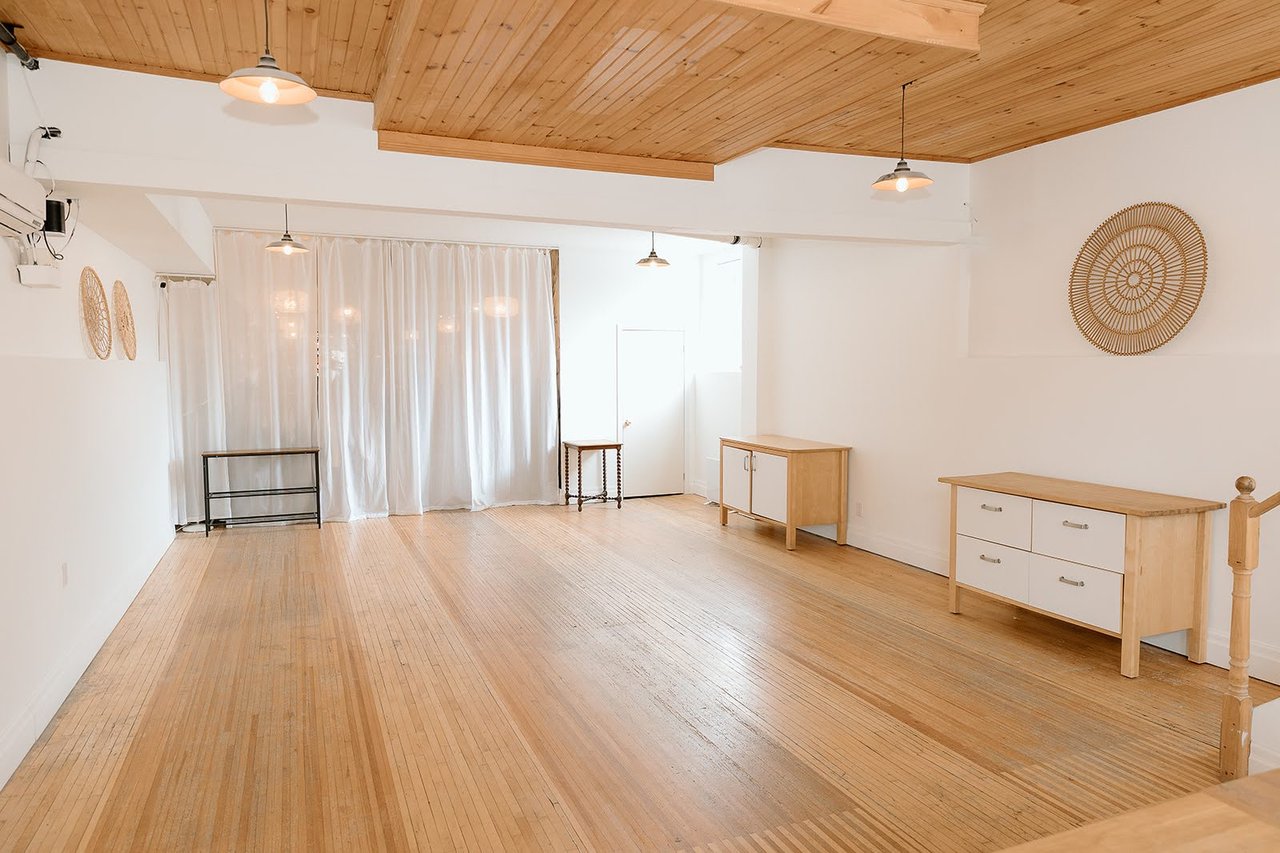 208B Main Street South 