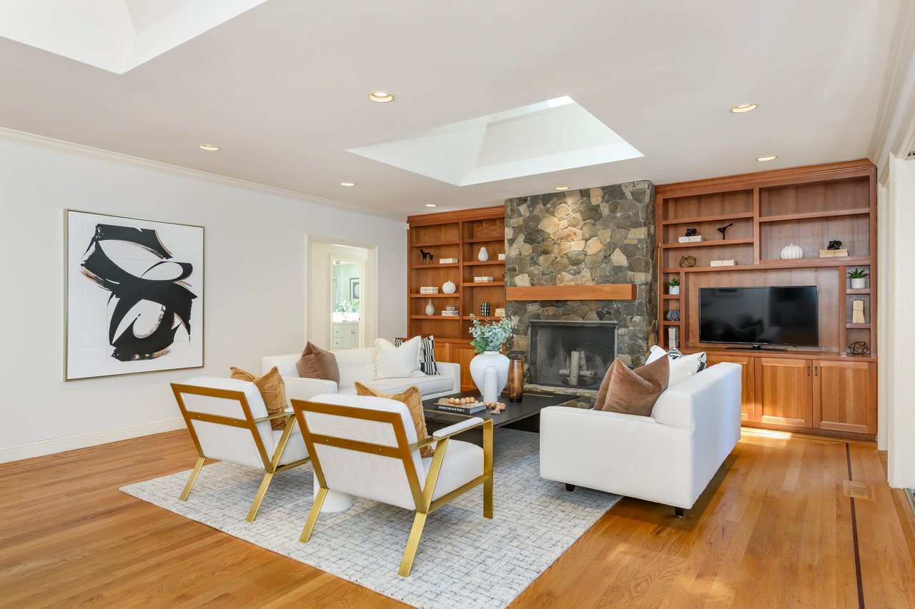 Enchanted Single-Level Haven Among the Redwoods