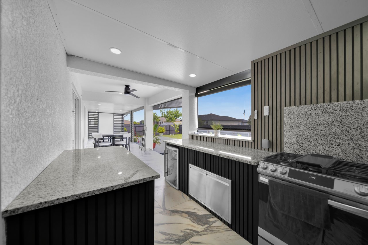 The Modern Flex Residence 