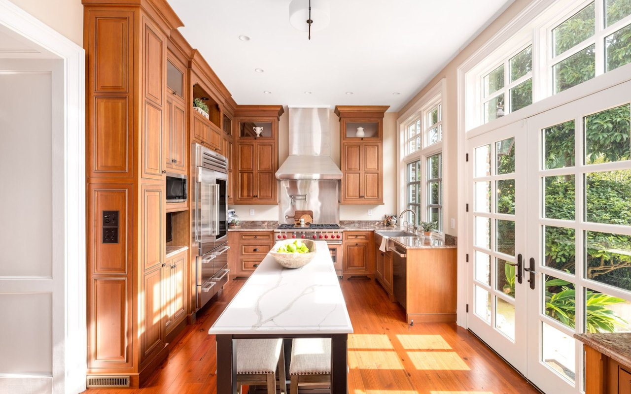 For Sale – Homes with Gourmet Kitchens