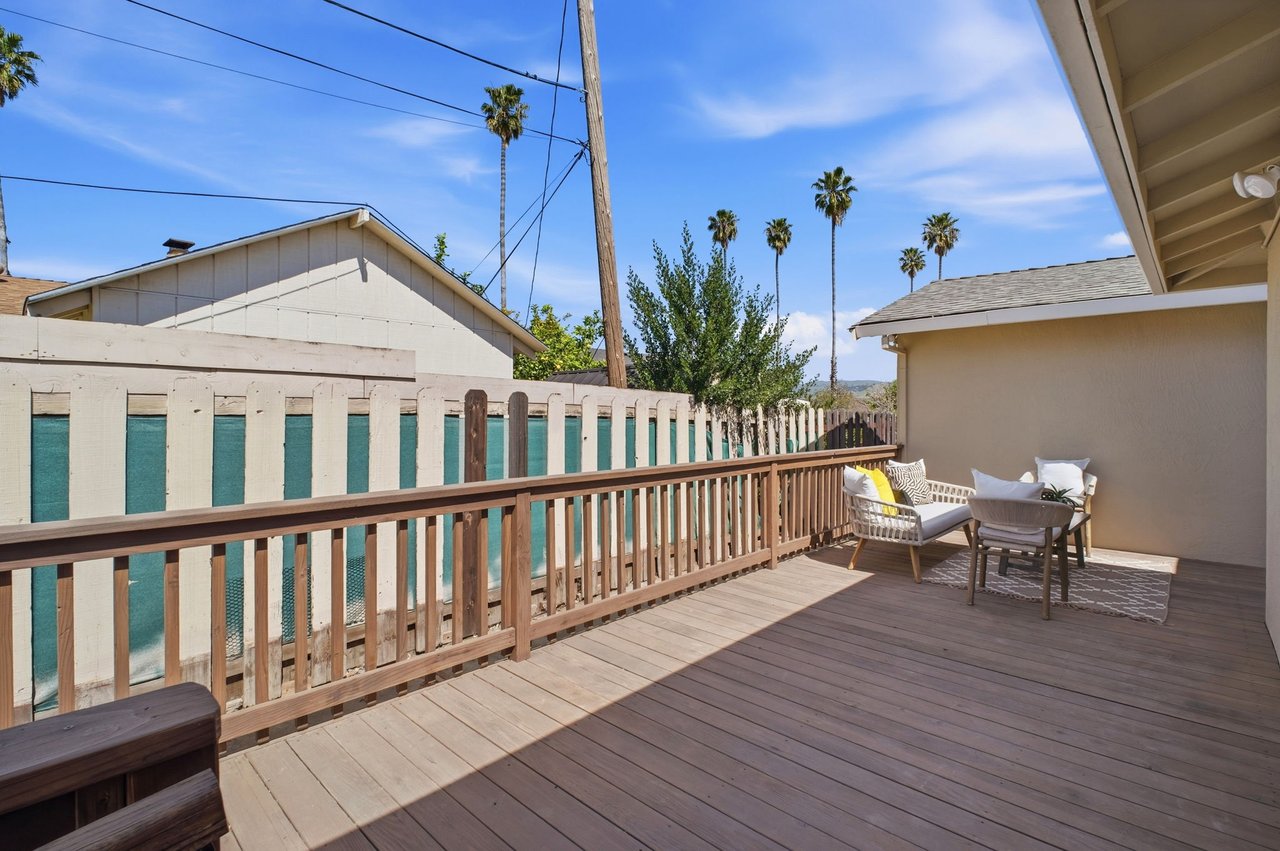 Turn Key Beauty in Sundale