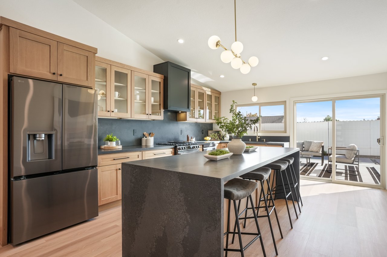 25802 Sycamore Ln, Laguna Hills, CA 92653