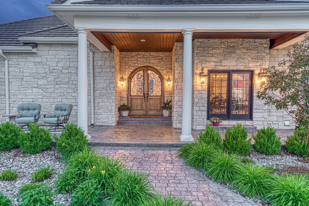 25995 Cave Spring Trail