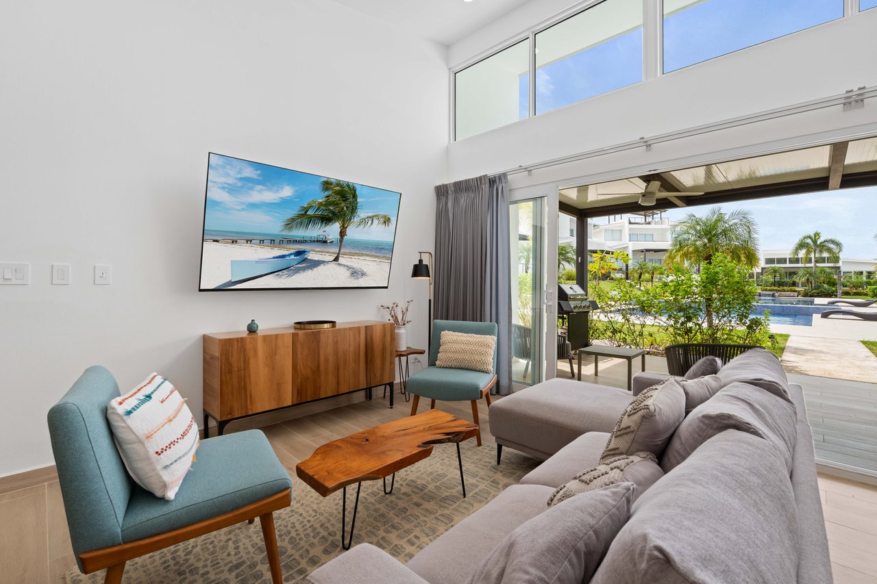 Enclave B5 | Modern 3-Bedroom Villa in Gated Community Near Avellanas Beach