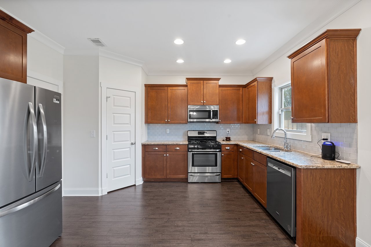 Great House! Great Location! Great Price!!