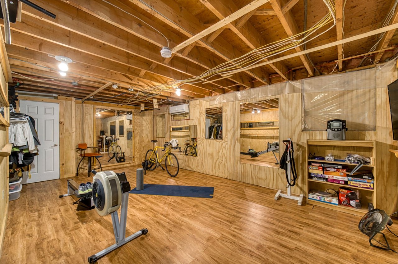 121 Hubley Mill Lake Rd