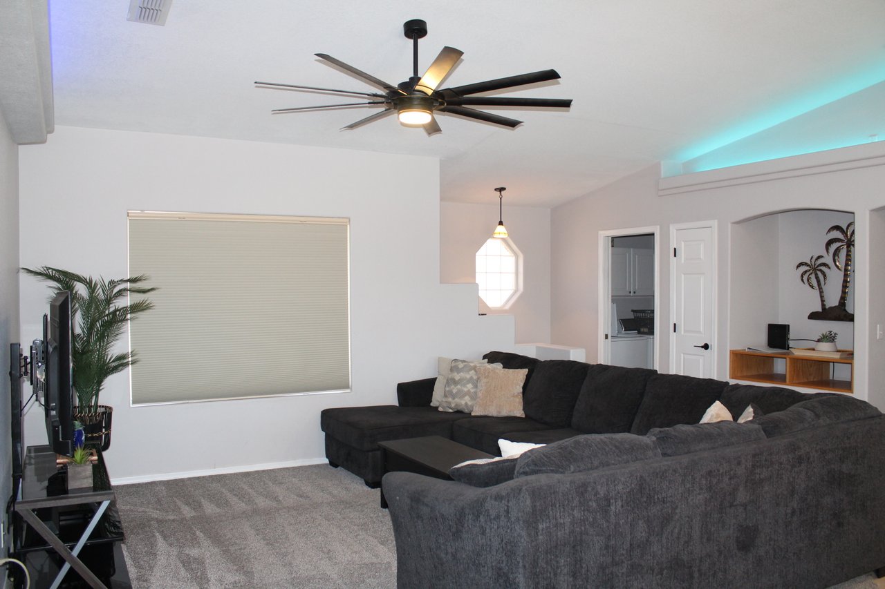 3757 Hiawatha Dr